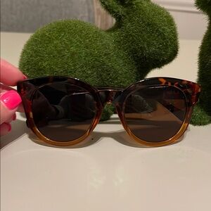 Lucky Brand Tortoise Shell Sunglasses